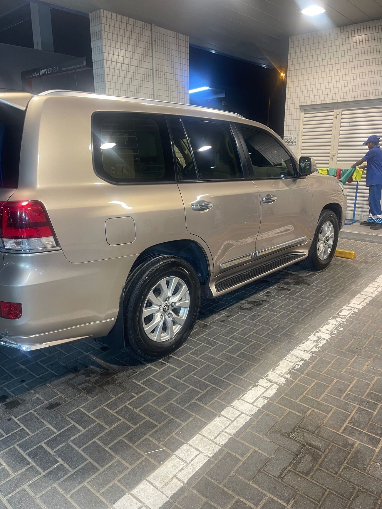 Toyota Land Cruiser GXR3 4.6L