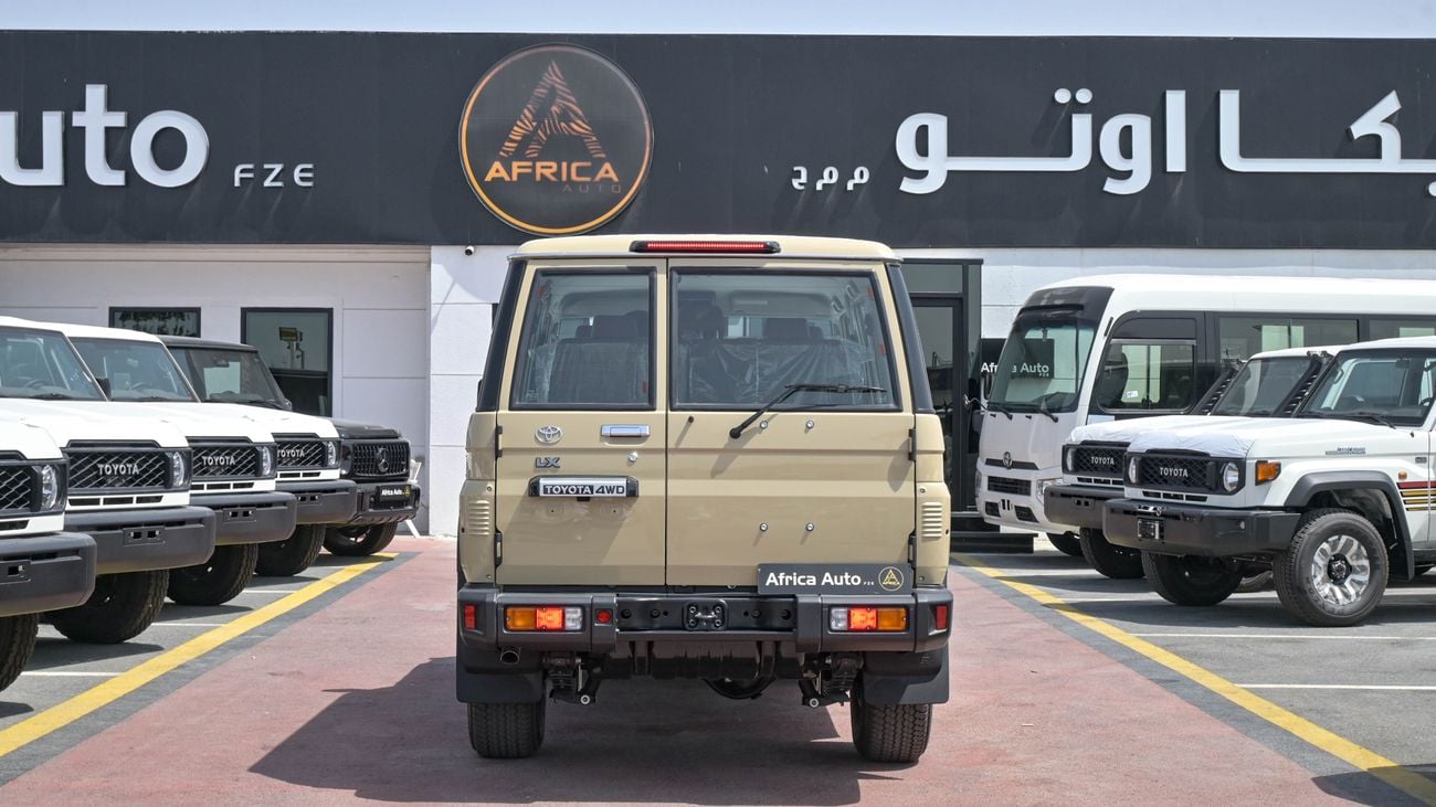 Toyota Land Cruiser 76 2.8 MT full option 2025