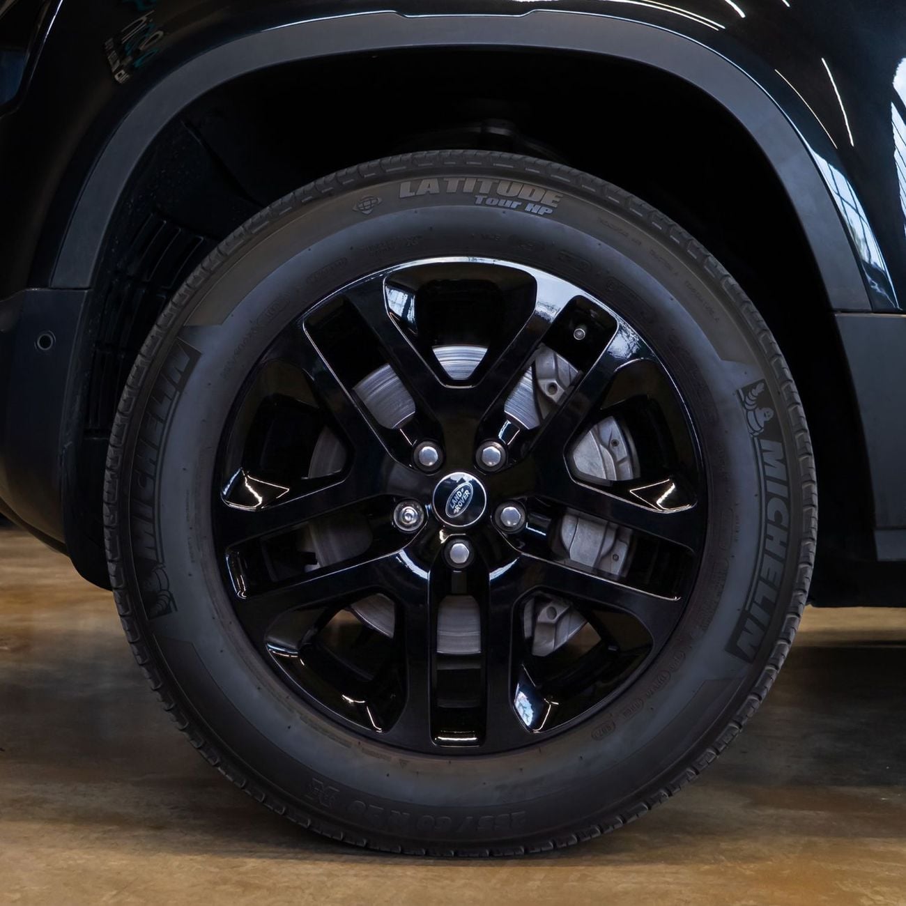 Land Rover Defender 110 S P400 3.0L AED 4,982 pm • 0% Downpayment • Defender 110 S P400 • Agency Warranty