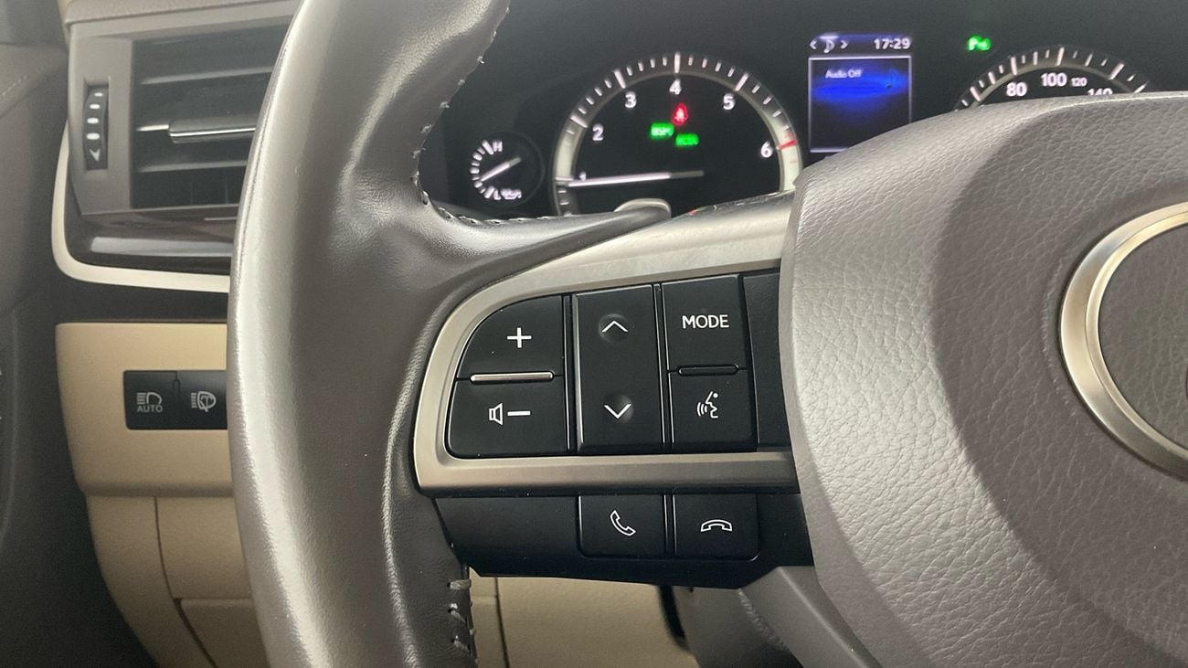 Lexus LX 570 Signature | upto AED 20,000 Ramadan Discount | Guaranteed Warranty | 0 Down Payment