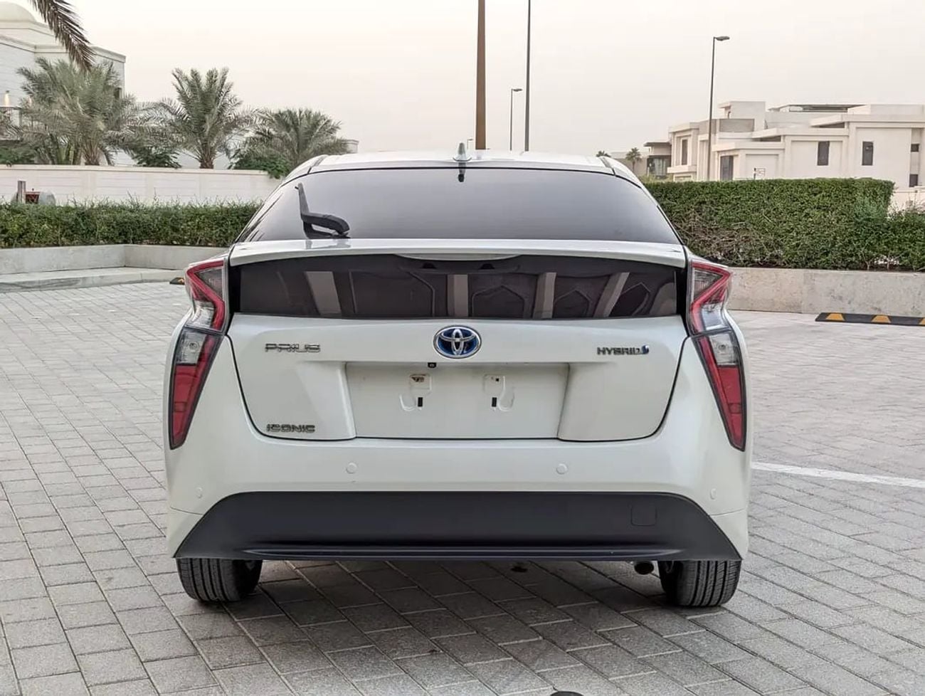 تويوتا برياس Iconic - GCC Specs Full Option With Navigation and Leather Seats