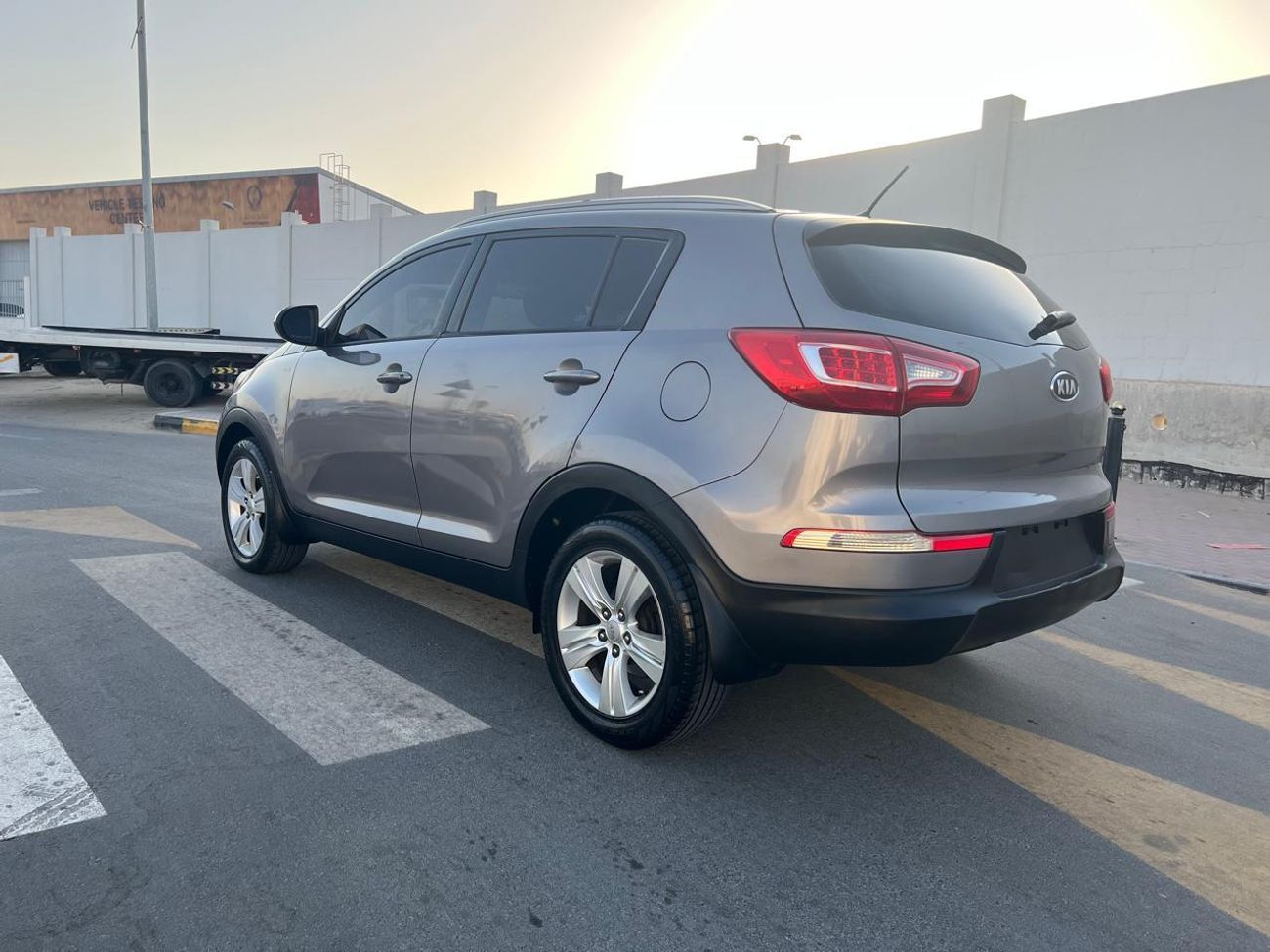 كيا سبورتيج LX 2.0L