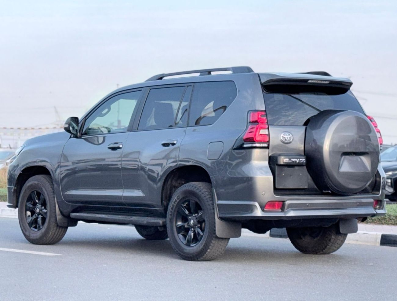 Toyota Prado Toyota prado 2016 upgrade 2023 2.8L v4 Diesel Engine Colour Grey push start Transmission Automatic I