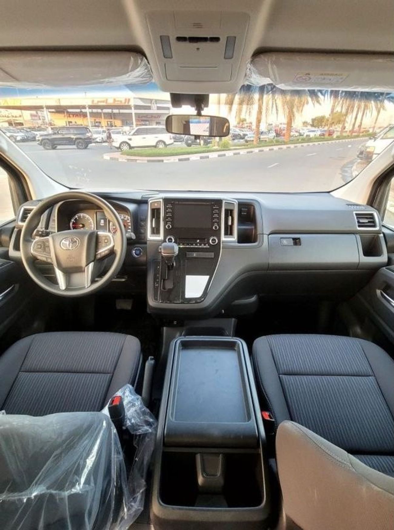 تويوتا جرافينا 3.5L PETROL AUTOMATIC 2025