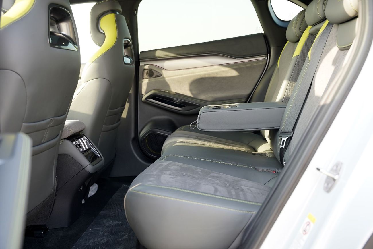 BYD Song L Song L EV 602km 4WD Smart Driving Model