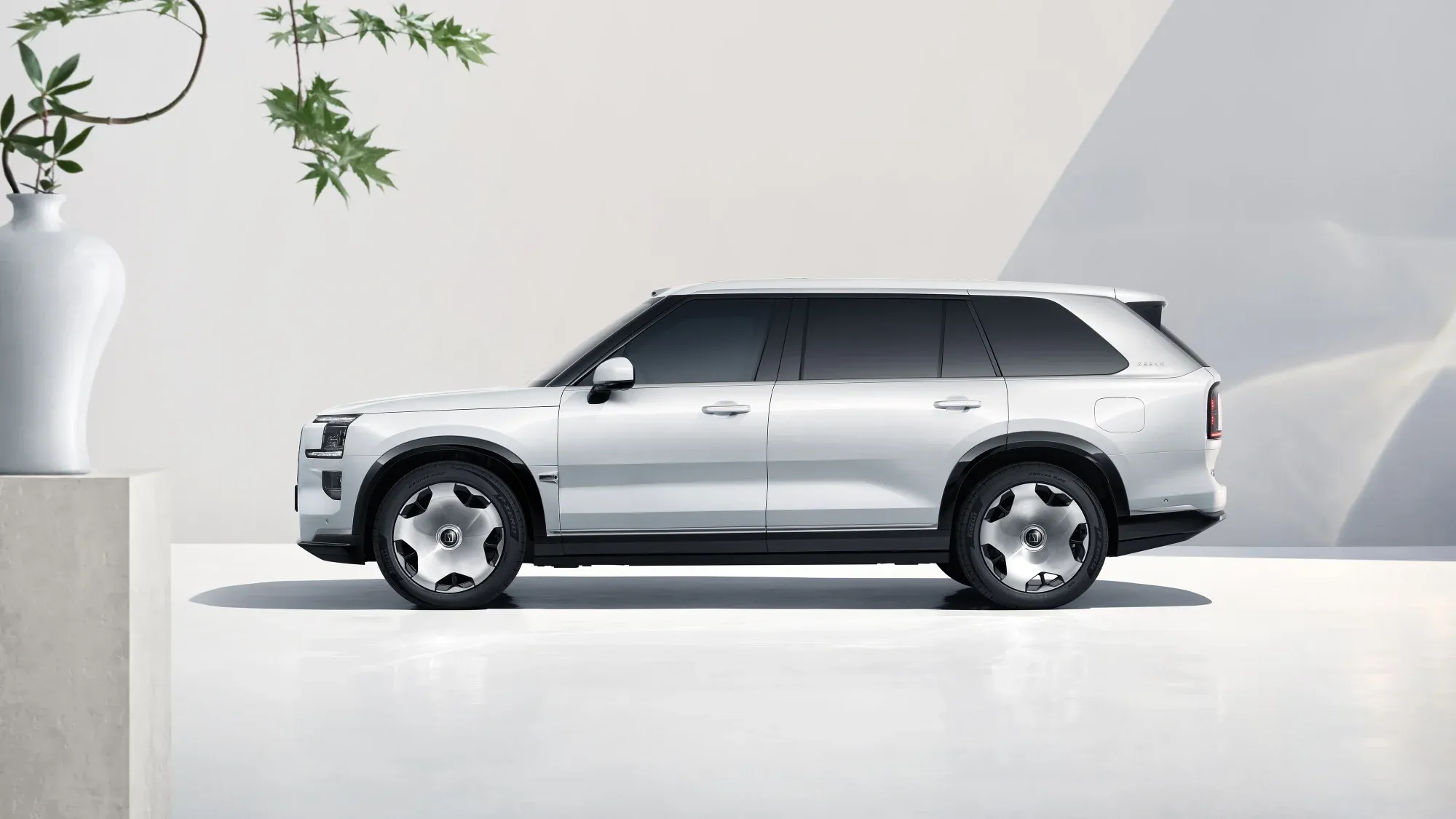 زيكر 9X exterior - Side Profile