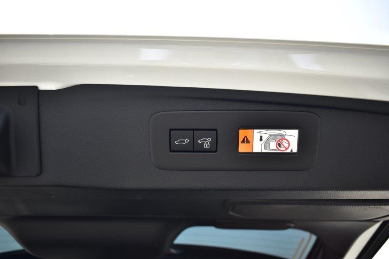 لكزس GX550 LUXURY V6 3.4L PETROL 7 SEATER AT