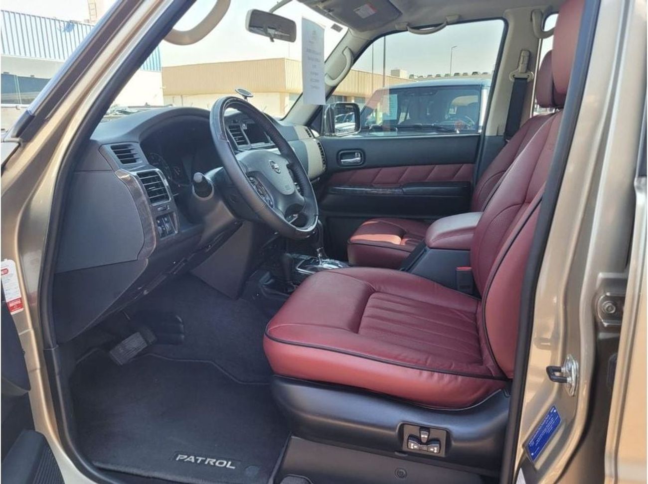 Nissan Patrol Safari Super Safari 4.8L A/T NISSAN PATROL SUPER SAFARI 4 YEARS SERVICE CONTRACT UNTIL 80000 KM 5 YEARS WAR