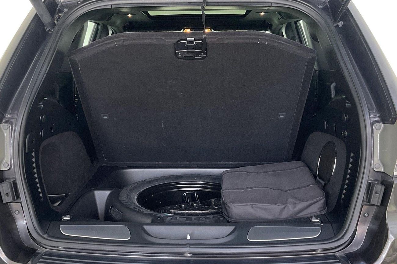 Jeep Grand Cherokee Limited | Guaranteed Warranty | 0 Down Payment