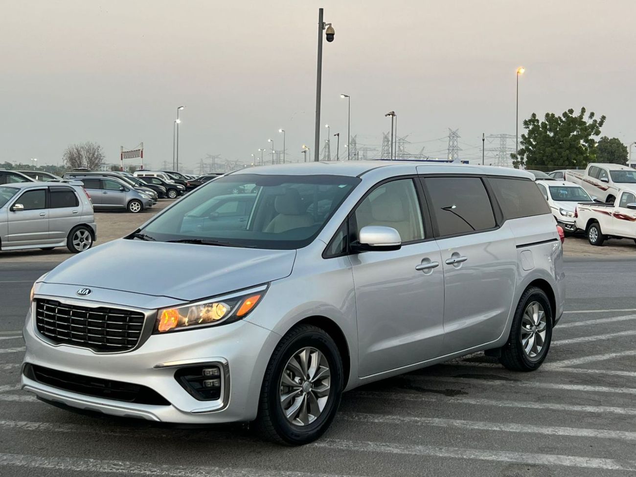 Kia Sedona 2021 Kia Sedona LX Mid Option – 3.3L V6 – 7 Seater –