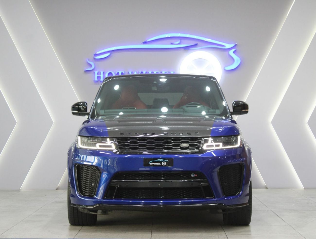 Land Rover Range Rover Sport SVR 5.0L (550 HP)