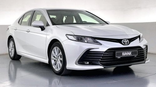 Toyota Camry SE | 1 year free warranty | 1.99% financing rate | Flood Free