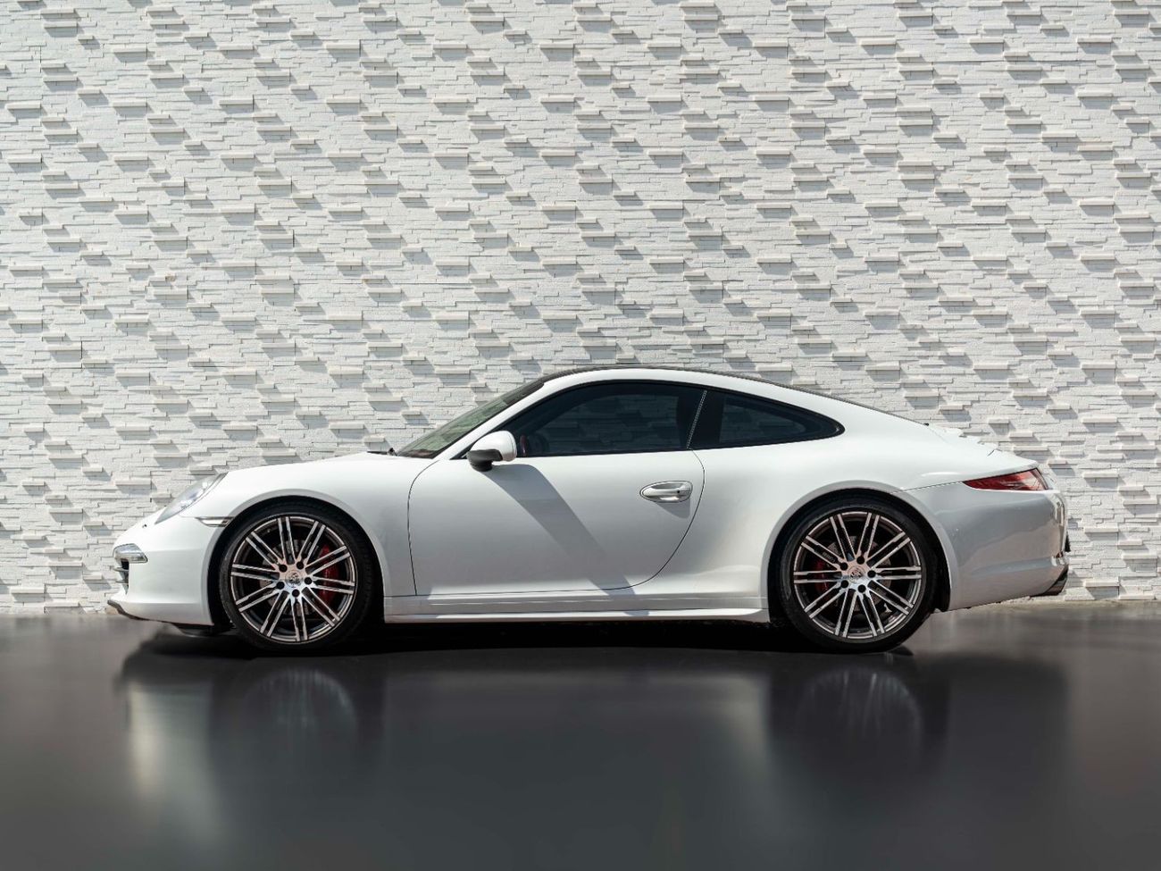 Porsche 911 911 CARRERA 4S • FULL OFFICIAL PORSCHE SERVICE HISTORY • STUNNING COLOUR COMBINATION