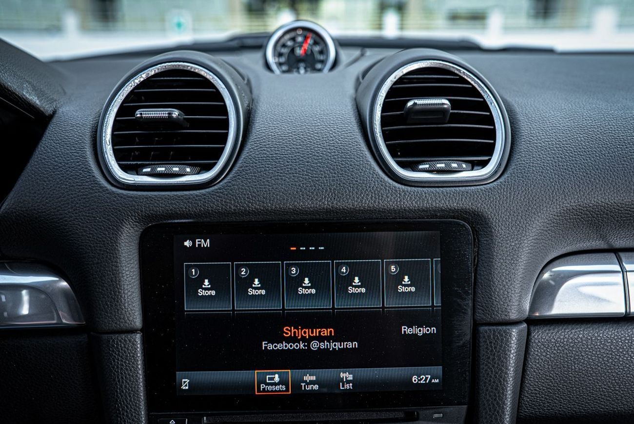 Porsche 718 Spyder GTS