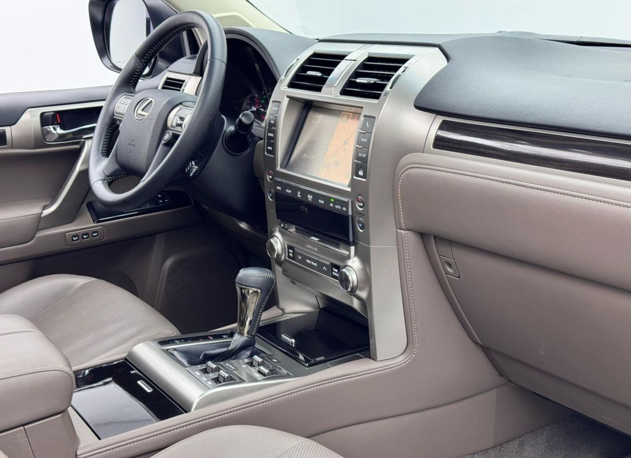 Lexus GX460 Premier 4.6L 2018 Lexus GX460 Premier, Warranty, Full Lexus Service History, 7 Seater, GCC