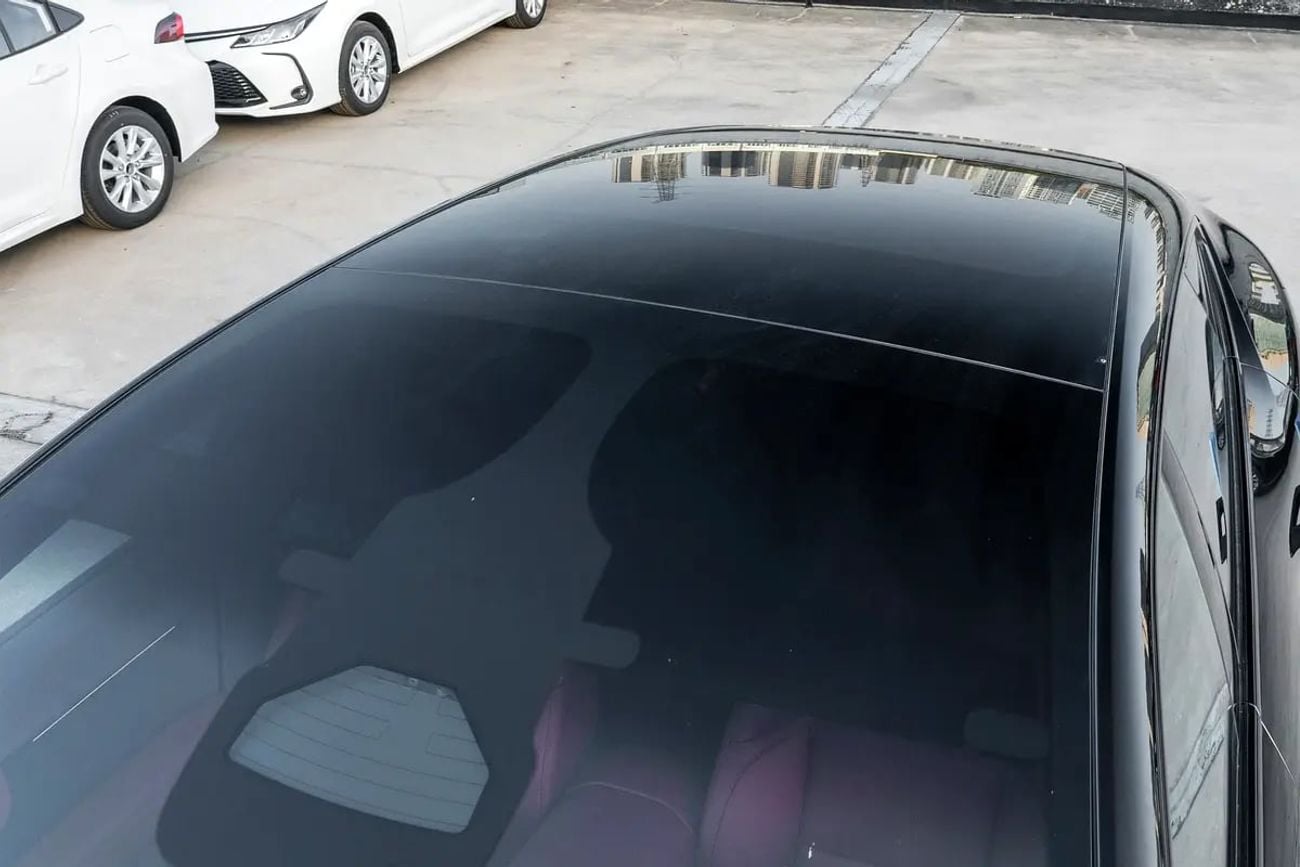 أفاتر 12 Master AWD – Pure Electric Luxury Co