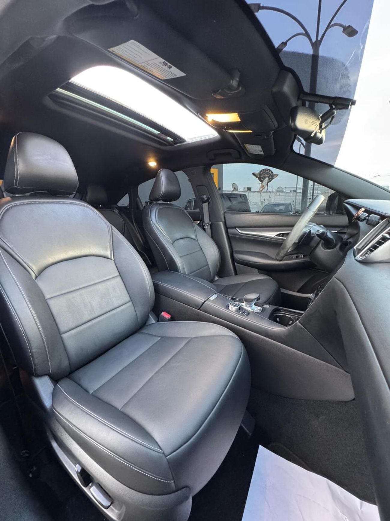 Infiniti QX55 2.0T Luxe (AWD)