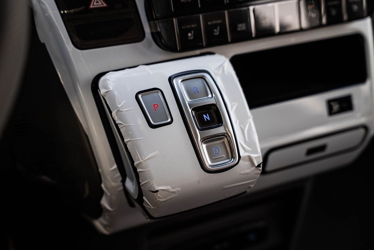 Hyundai Staria Premium 3.5L V6 GCC Brand New 2026 For Export