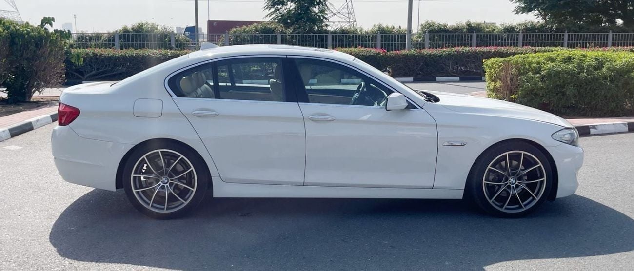 بي أم دبليو 528i 3L-6CYL 240HP JAPANESE SPECIFICATION