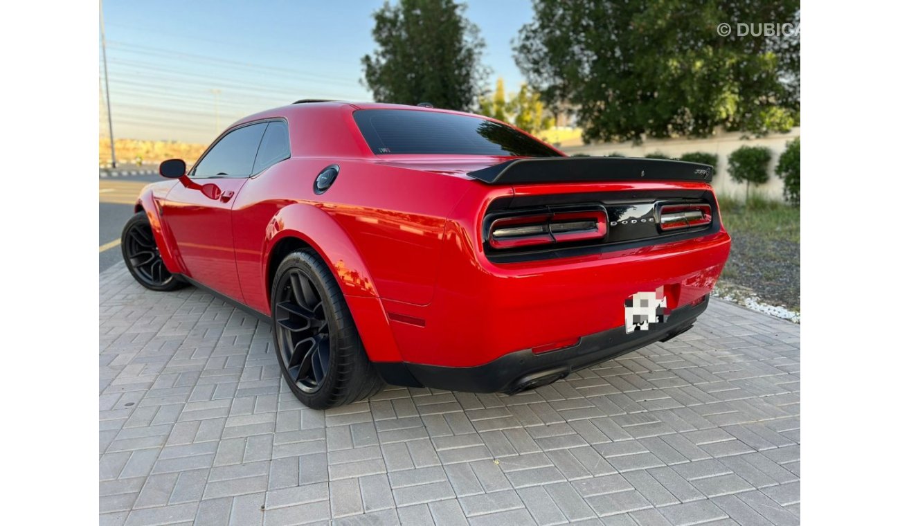 دودج تشالينجر Hellcat Red Eye