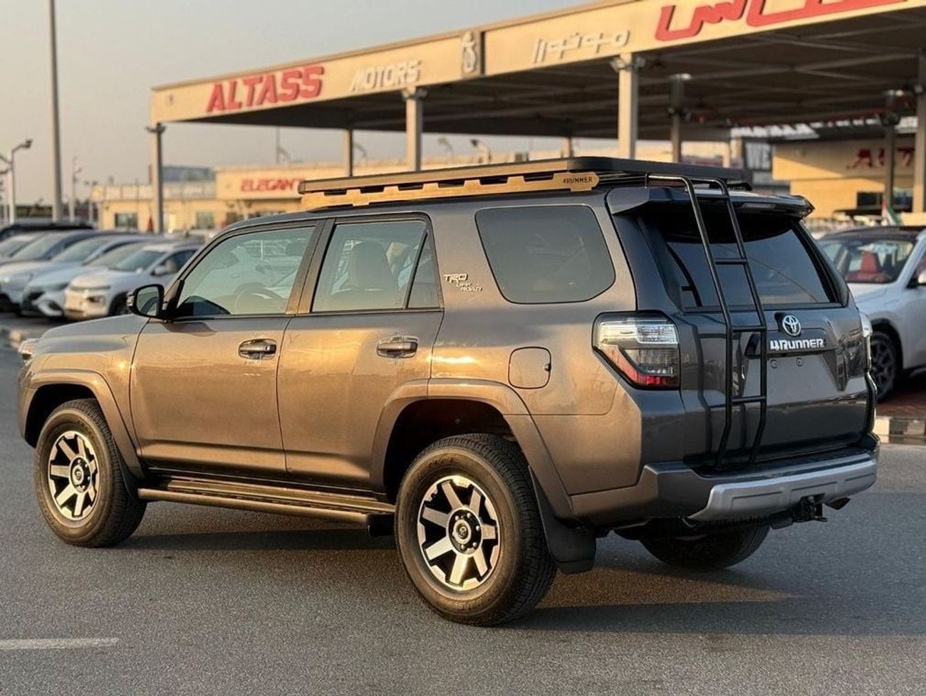 تويوتا Runner4 TRD off Road