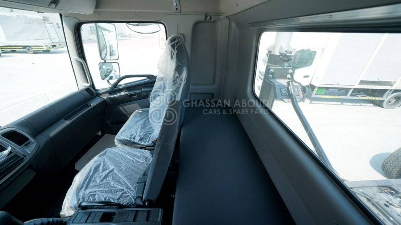 Hino 500 HINO FM 2829 Chassis GVW 28 Ton, Single Cab 6 × 4 with Bed Space, M/T MY23