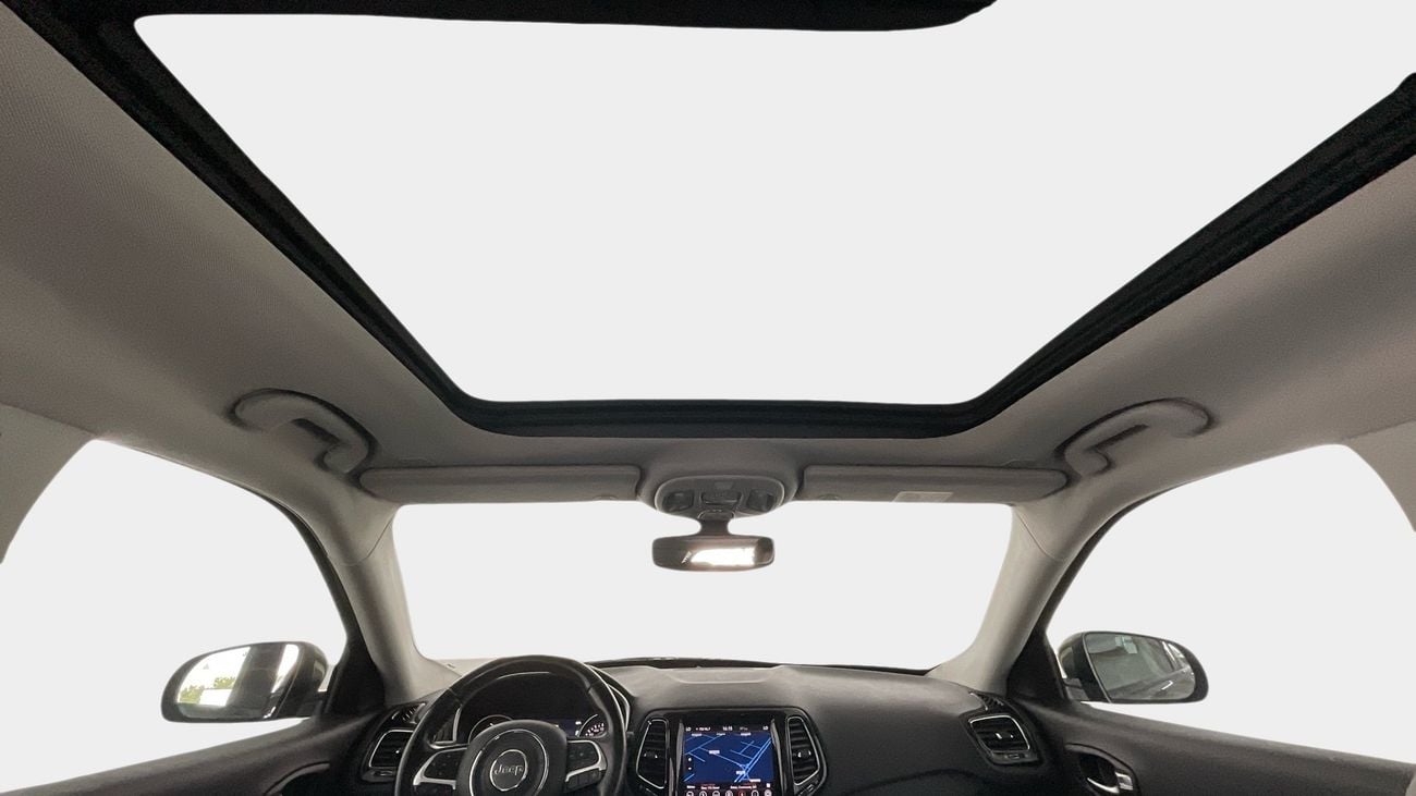 جيب كومباس 2.4 LIMITED HIGHLINE 4WD AUTO | شامل الضمان | 0 ﺪﻔﻋﺓ ﺃﻮﻟﻯ