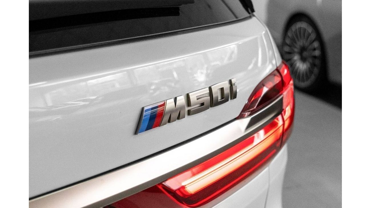 BMW X7 M50i 2022 BMW X7 50i M-Sport / Full BMW Service History & BMW Service Contract