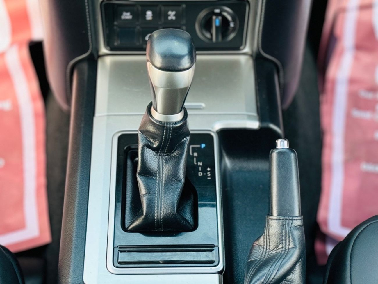 تويوتا برادو TXL limited top of the range  RHD