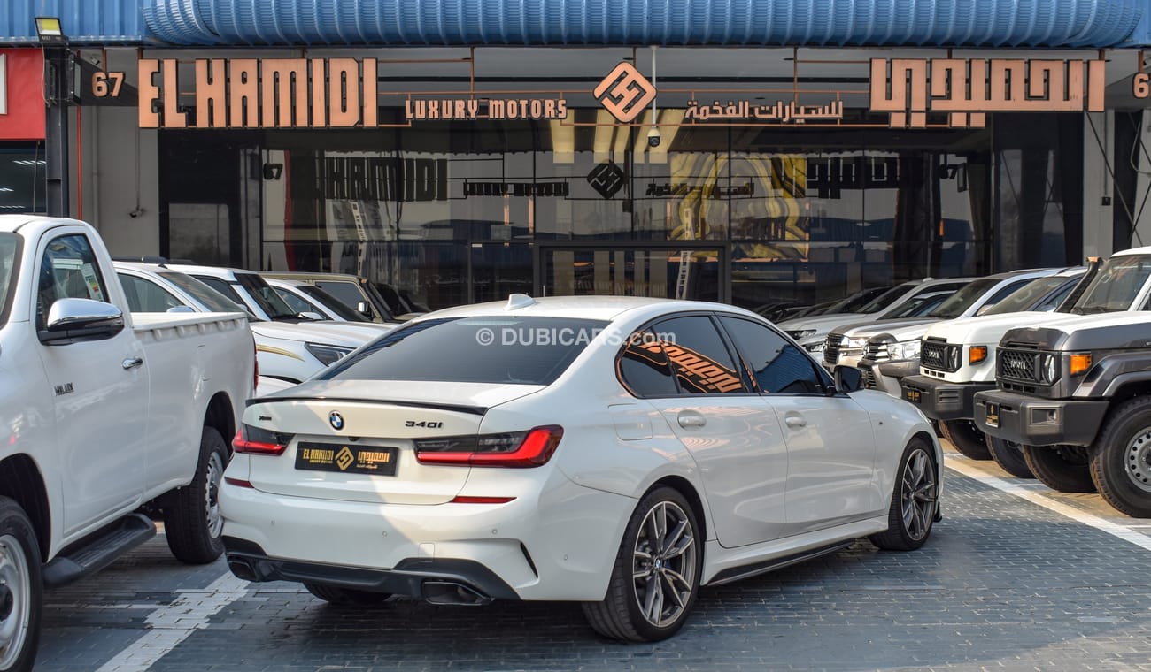 Used BMW 340i 2022 for sale in Dubai - 762387