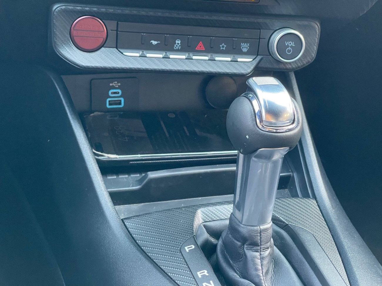 Ford Mustang GT Premium 5.0L (435 HP) Coupe A/T GT / 5.0 V8 / DARK HORSE KIT / REMOT START / REMOT RAVE MATCH / L