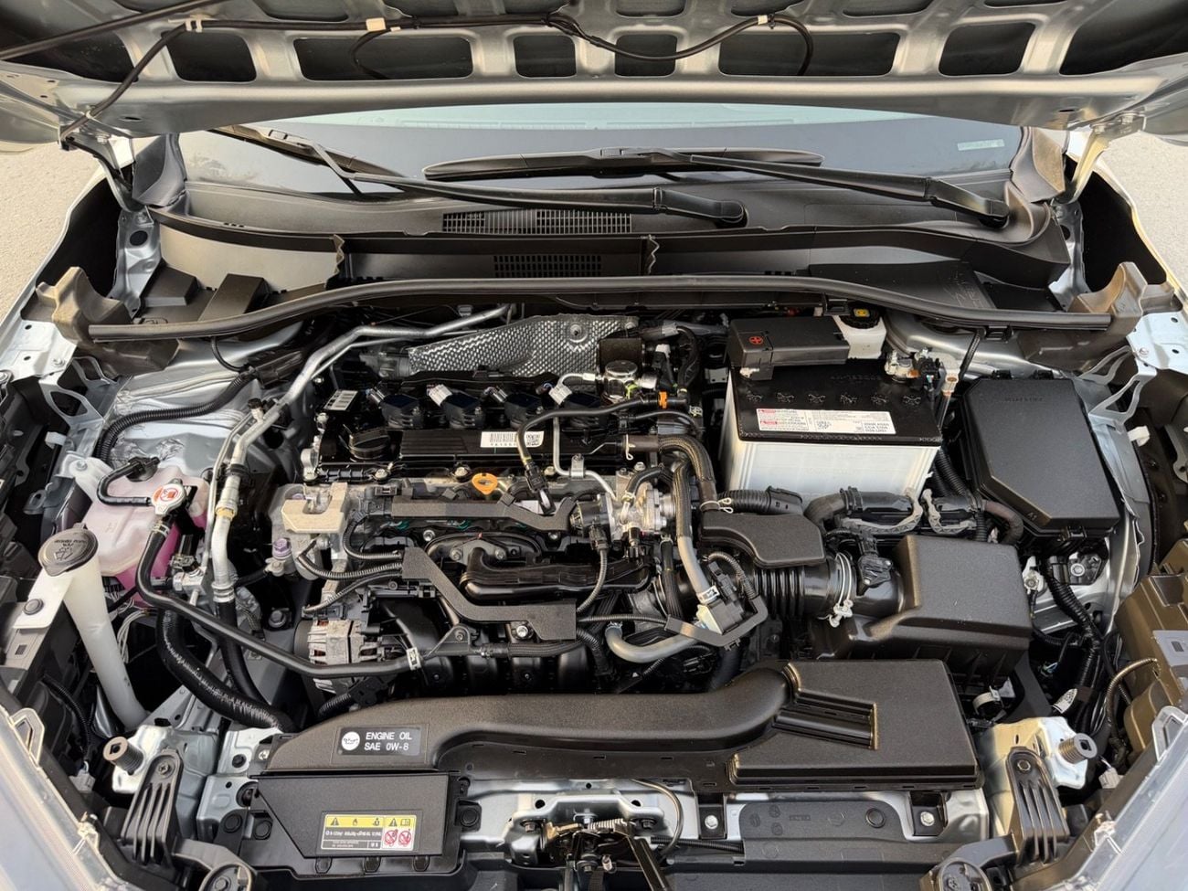 تويوتا كورولا كروس 2024 XLE 2.0L AWD PUSH START CANADA SPEC