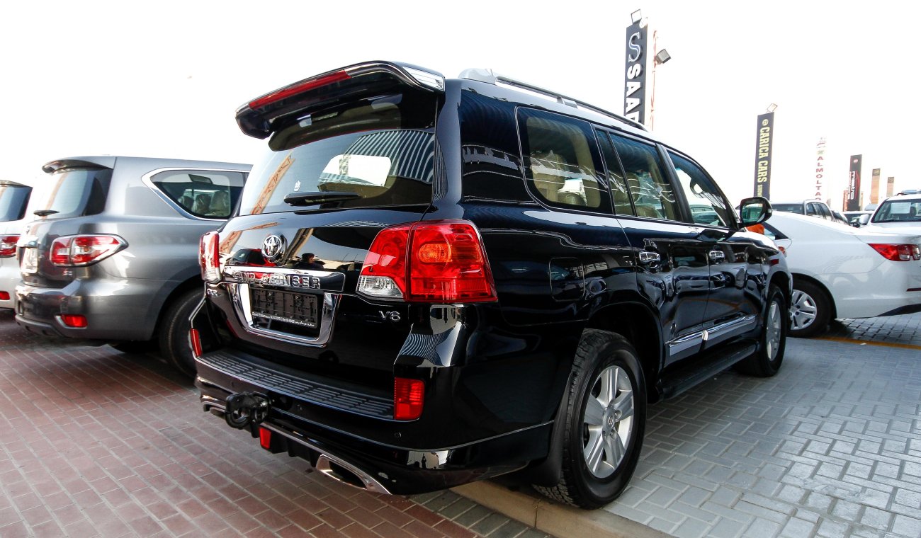 Toyota Land Cruiser GXR V6