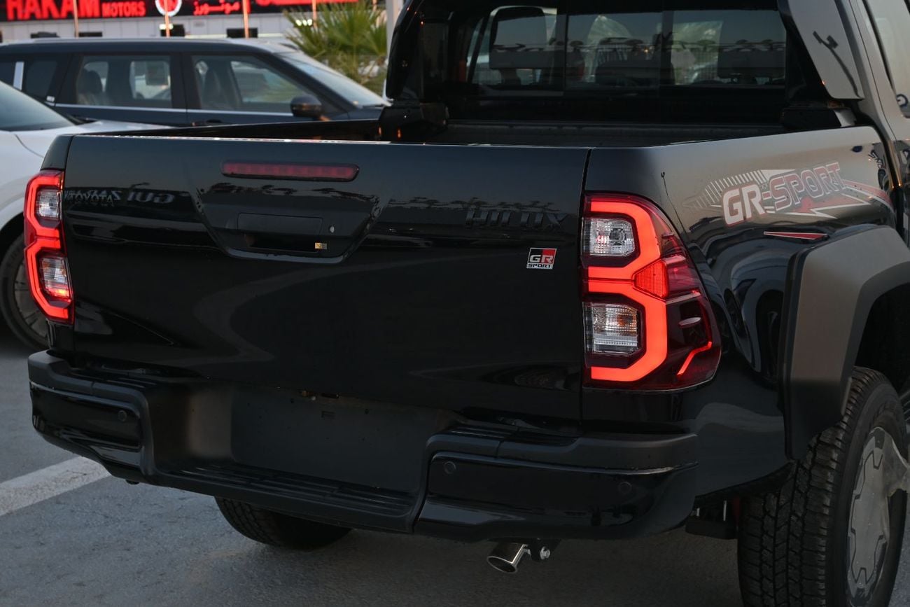 تويوتا هيلوكس GR SPORT 4.0L V6 4WD, Model 2026 Color Black