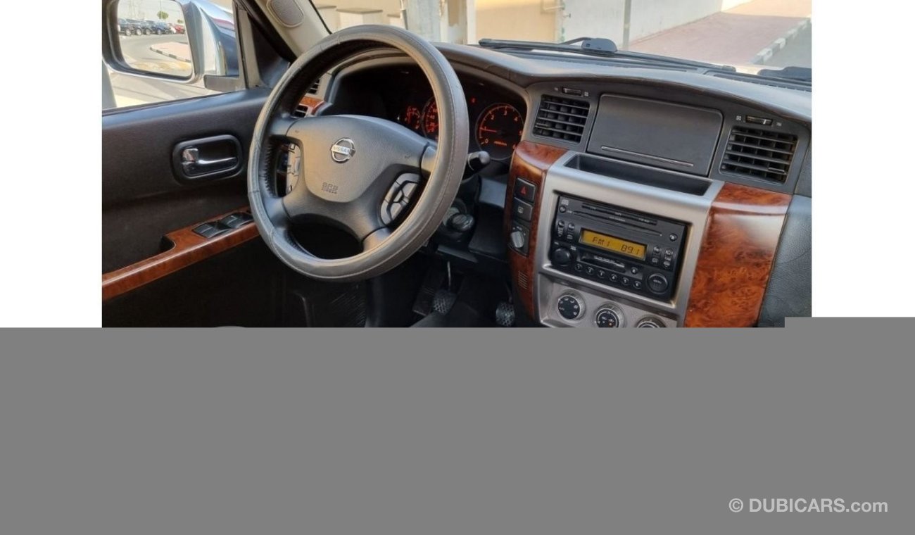 Nissan Patrol Super Safari Manual transmission - original paint