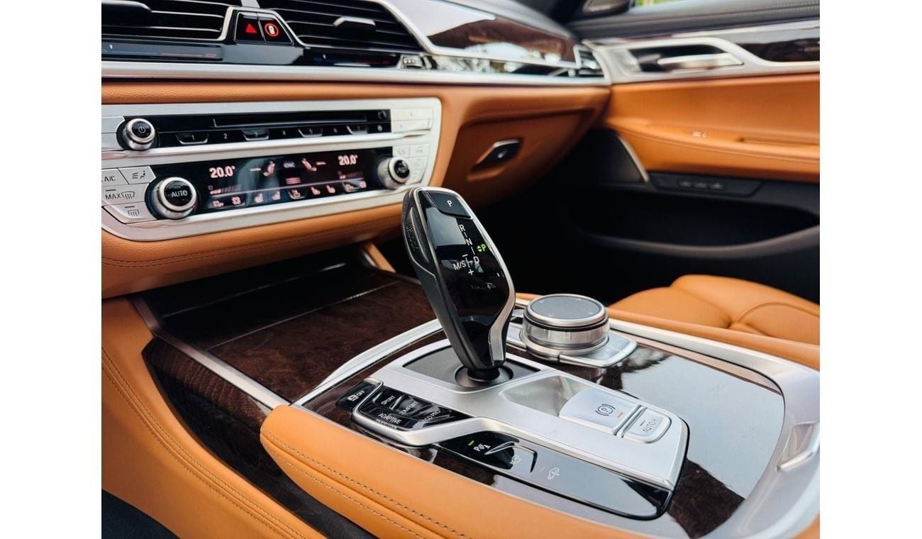 BMW 730Li Luxury M Sport Package 2.0L