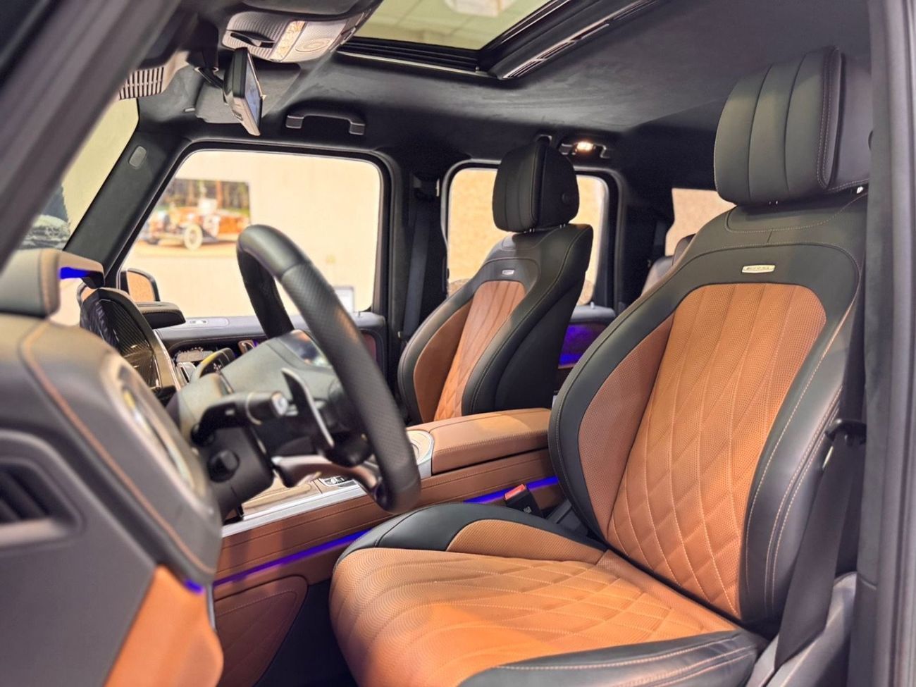 مرسيدس بنز G 63 AMG G63 AMG DOUBLE NIGHT PACKAGE , CARBON FYBER , SPECIAL EDITIO