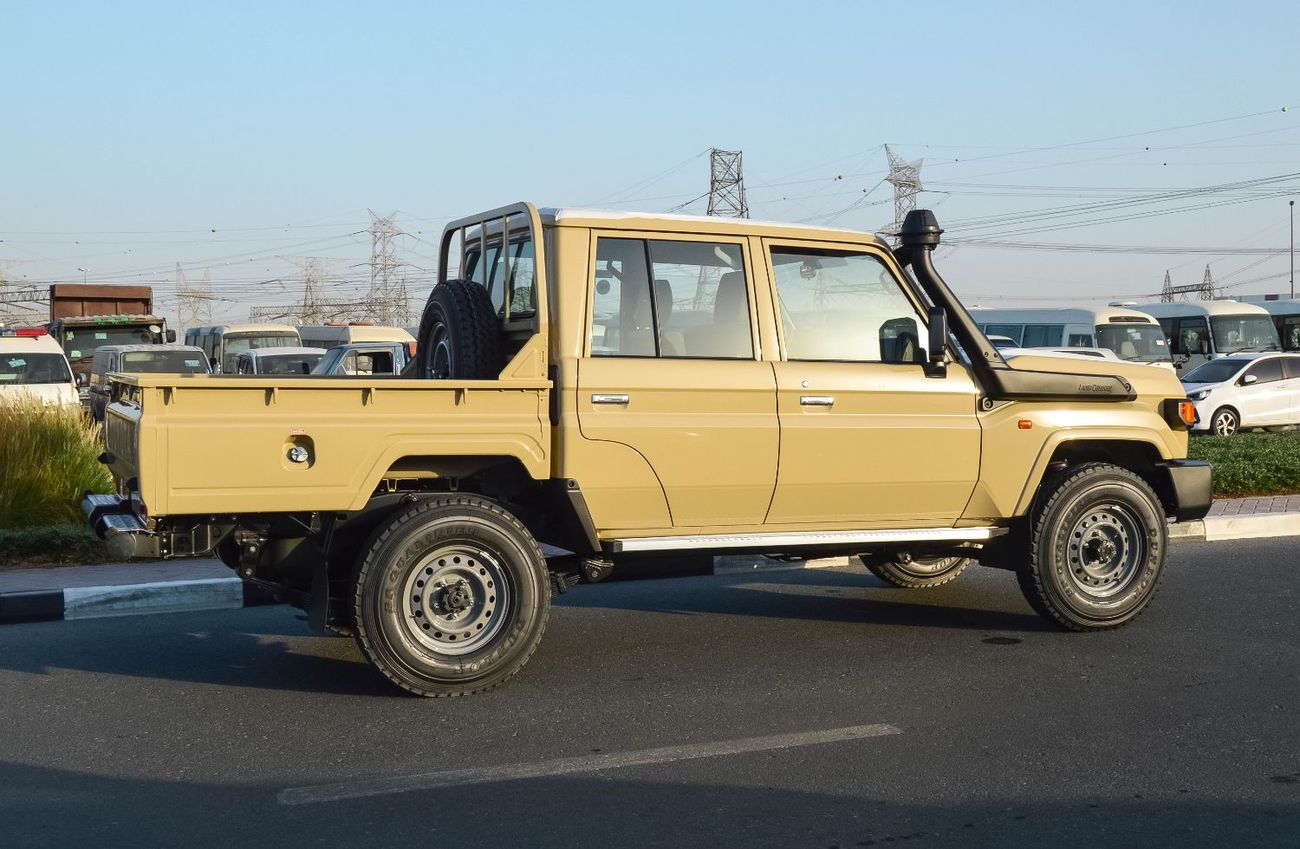 تويوتا لاند كروزر بيك آب TOYOTA LAND CRUISER 79 2.8L DC MT PICKUP 2025