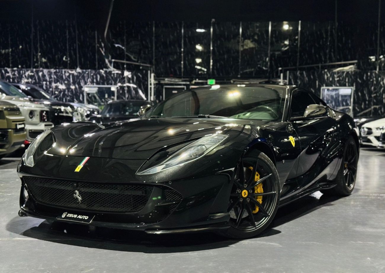 فيراري 812  سوبرفاست 812 Superfast 2018 Ferrari, Full Ferrari Service History, Carbon Fiber Package, Very Low Kms, GCC