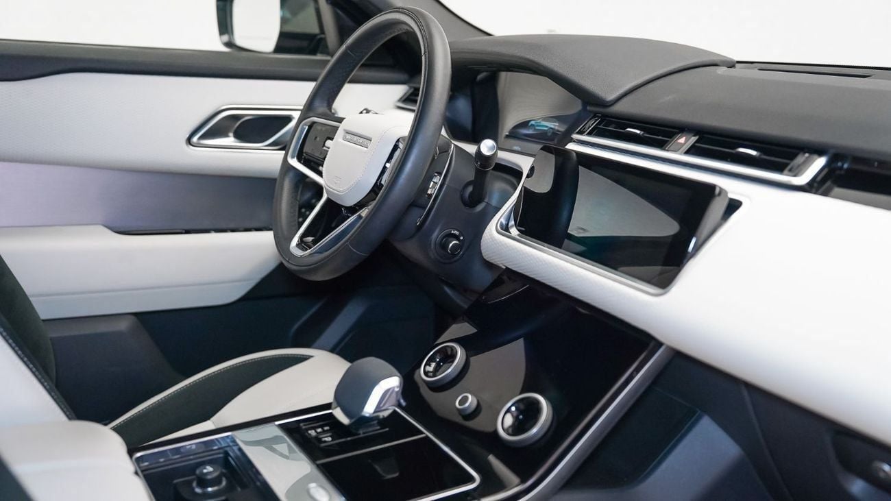 لاند روفر رينج روفر فيلار P250 R-Dynamic SE 2.0L UAE's Very Best Example | AED 3,537 Per Month