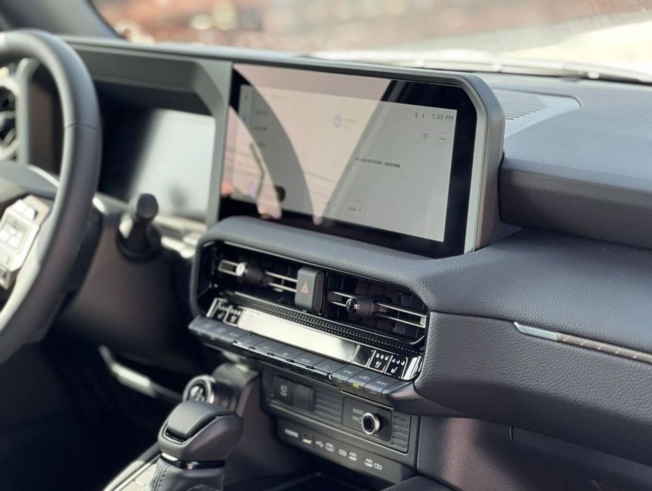 تويوتا برادو 2.4L PETROL FULL OPTION 2024