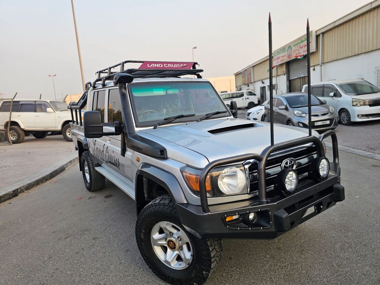Toyota Land Cruiser Toyota landcruise pickup 2015 Model 4.5L Diesel engine Colour sliver Transmission Manual Interior bl
