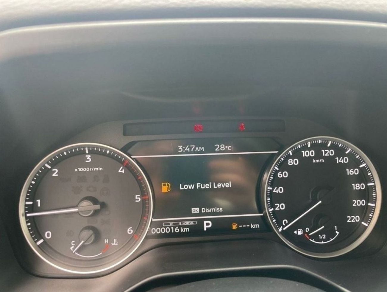 ميتسوبيشي L200 GL MITSUBISHI L200 SPORTERO 2.4L DIESEL FULL OPTION 2024
