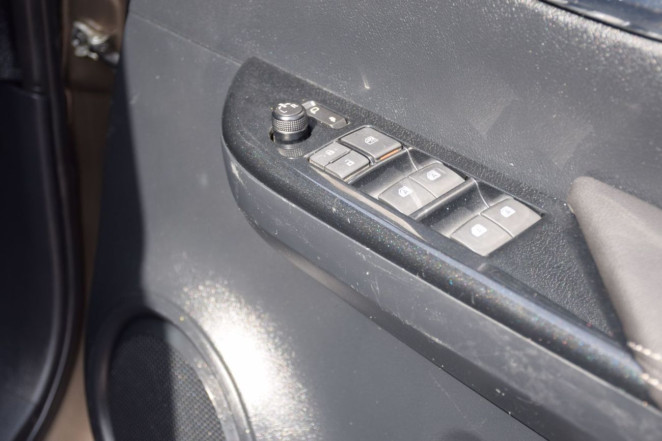 Toyota Hilux 4X4 Diesel 2.8L RHD (Export Only)