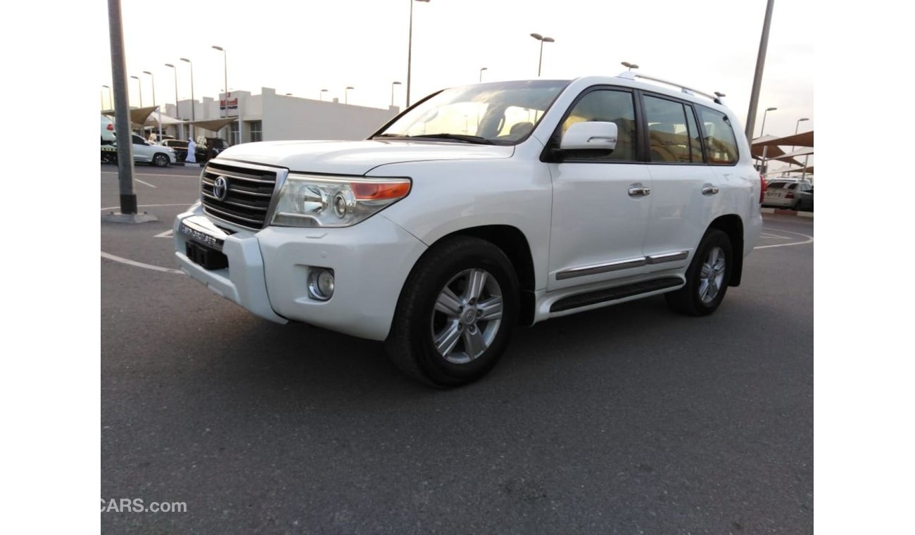 Toyota Land Cruiser GXR v6 2013 full automatic