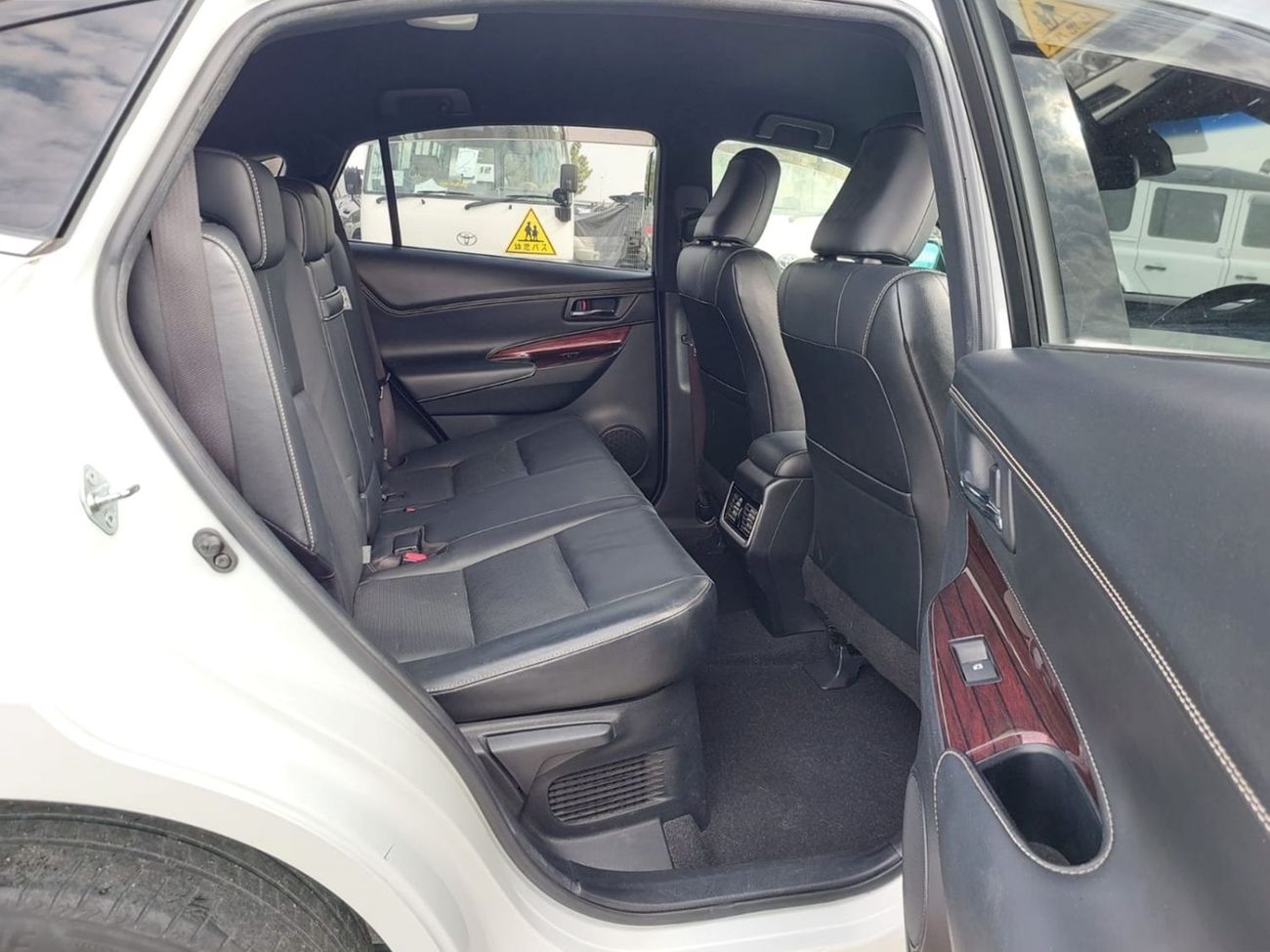 تويوتا هاريار TOYOTA HARRIER SUV RHD 2014 MODEL 2.0 L PETROL AUTOMATIC(PM24100)