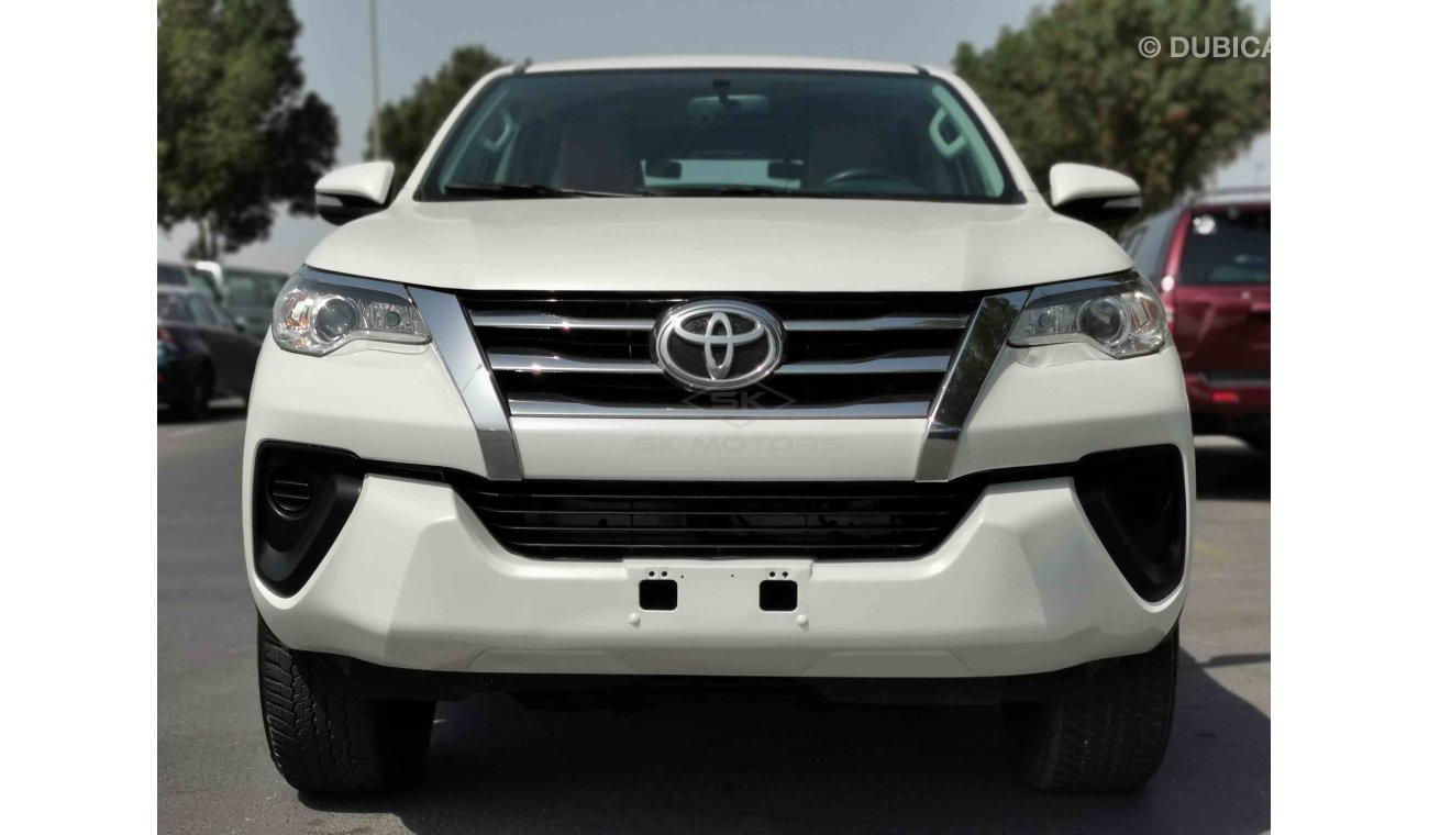 Toyota Fortuner 2.7L Petrol, 17" Tyre, DRL LED Headlights, Power Locks, Fabric Seats, Radio, AUX-USB, (LOT # 807)