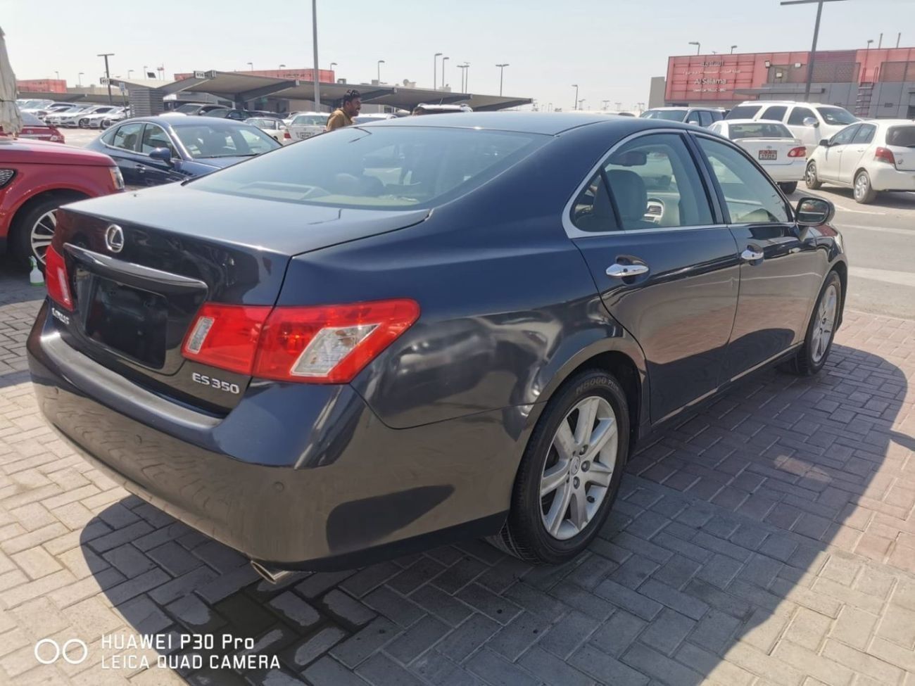 Lexus ES350 in excellent condition and requires no expenses