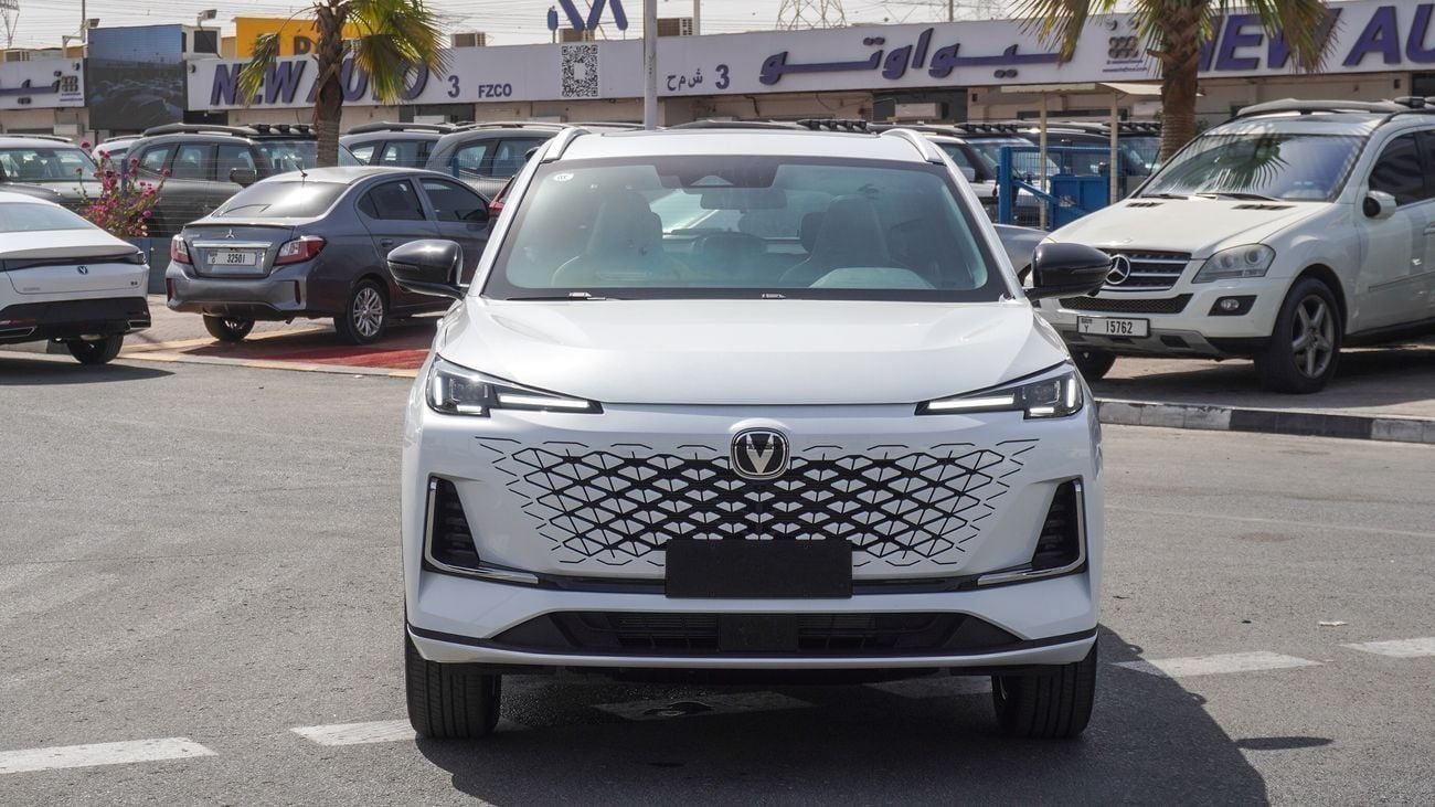 Changan CS55 Plus Brand New Changan CS55 Plus Hybrid 2025 Export & Local1.5L|White/Black|N-CS55-PLUS-H-25|