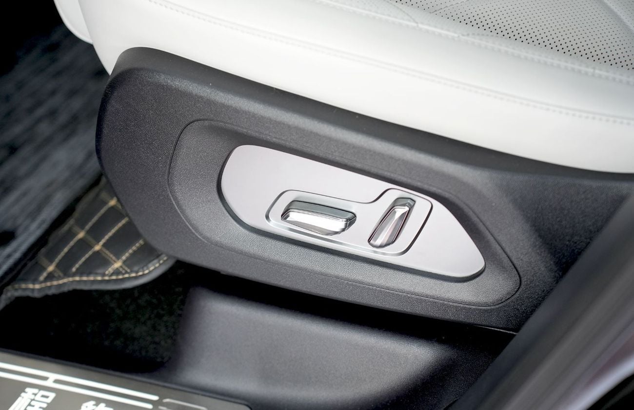 BYD Leopard 8 Smart and Brave Flagship Edition (6 Seats) (EXPORT ONLY)